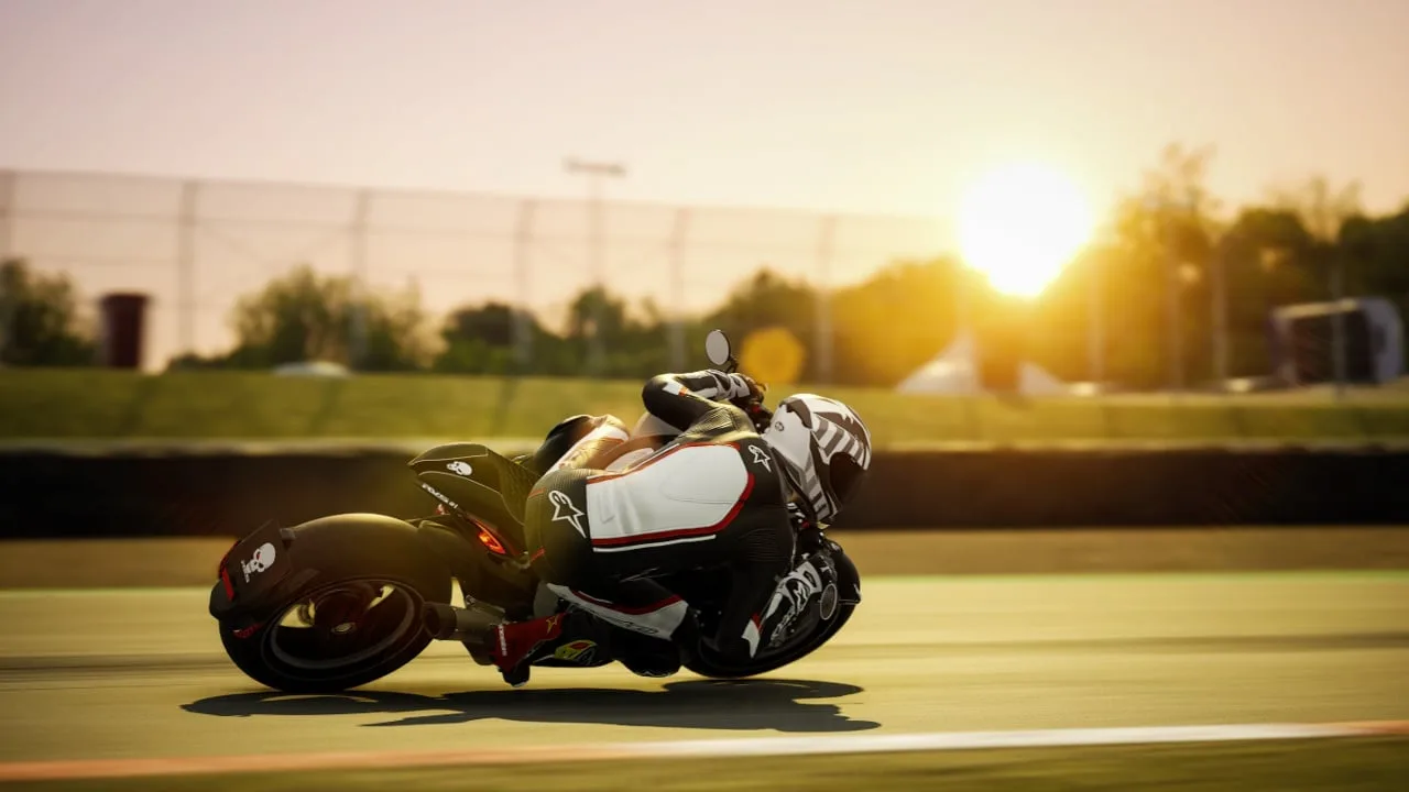 RIDE 4 — 1