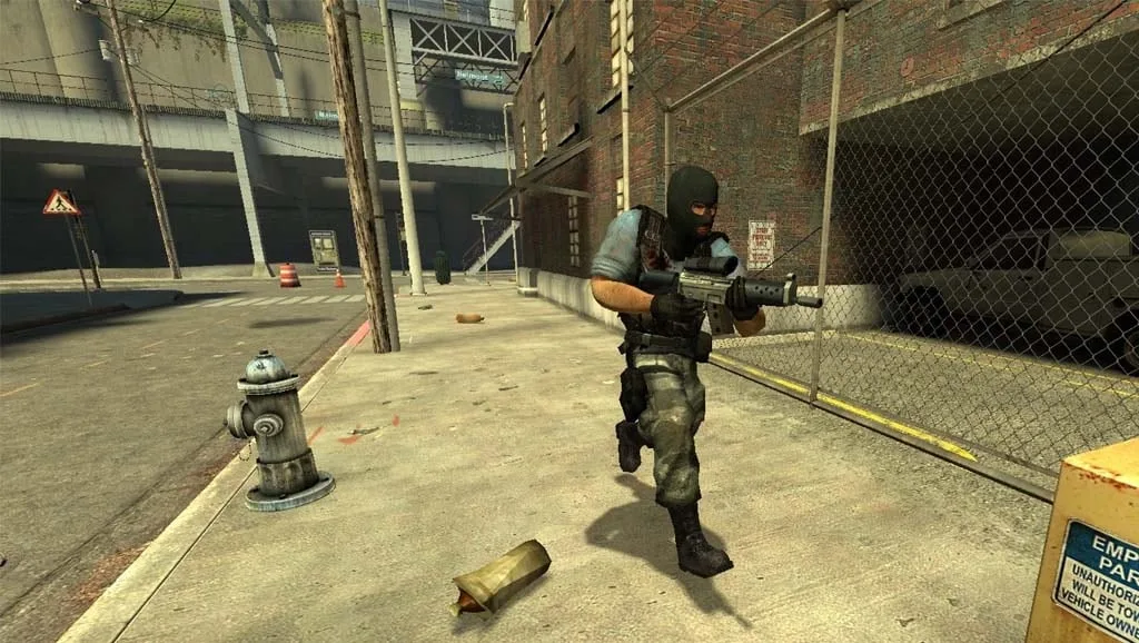 Counter-Strike: Source — 4