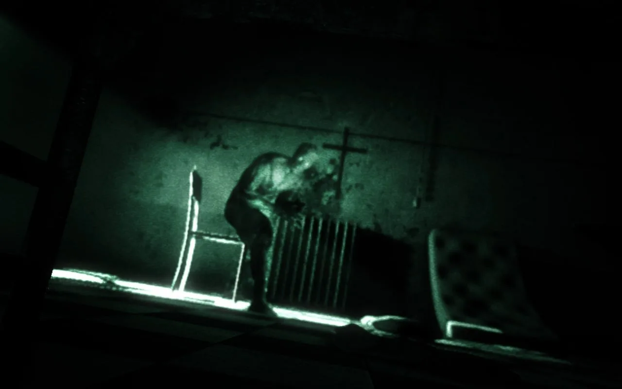 Outlast (+Whistleblower) — 1