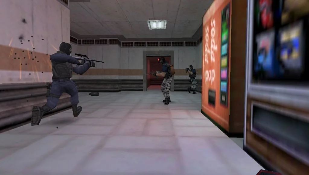 Counter-Strike — 8